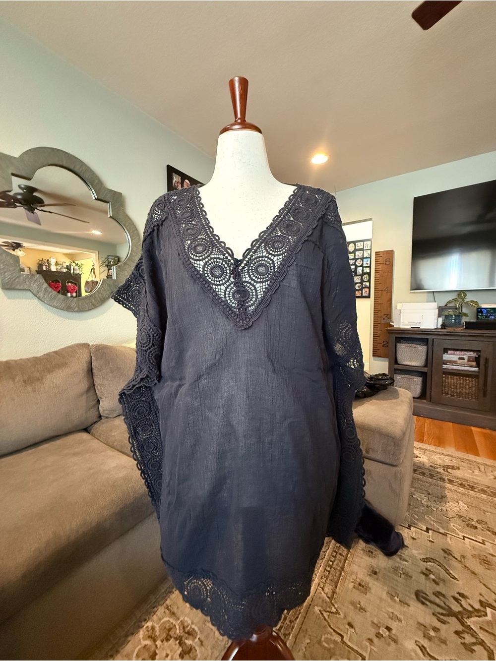 La Blanca Island Fare v-neck tunic